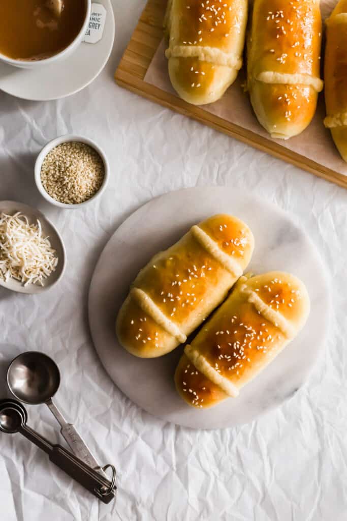 Coconut Buns Chinese Cocktail Buns 雞尾包 Sift Simmer