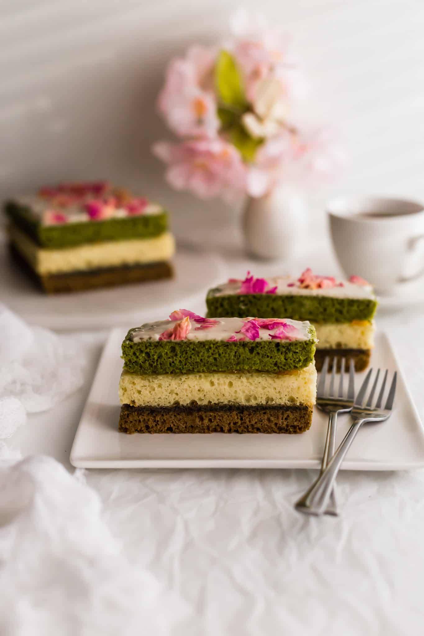 Matcha Hojicha Vanilla Angel Cake Slices-image