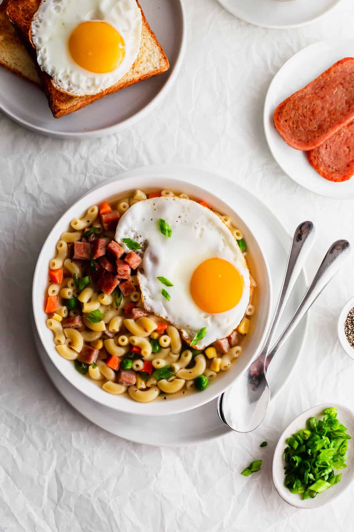 Hong Kong-Style Macaroni Soup-image