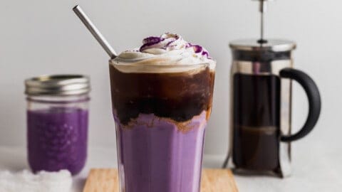 Iced Ube Latte (جامنی یام کافی) | چھاننا اور ابالنا