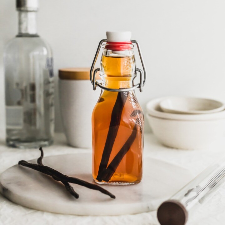 Homemade Vanilla Extract | Sift & Simmer