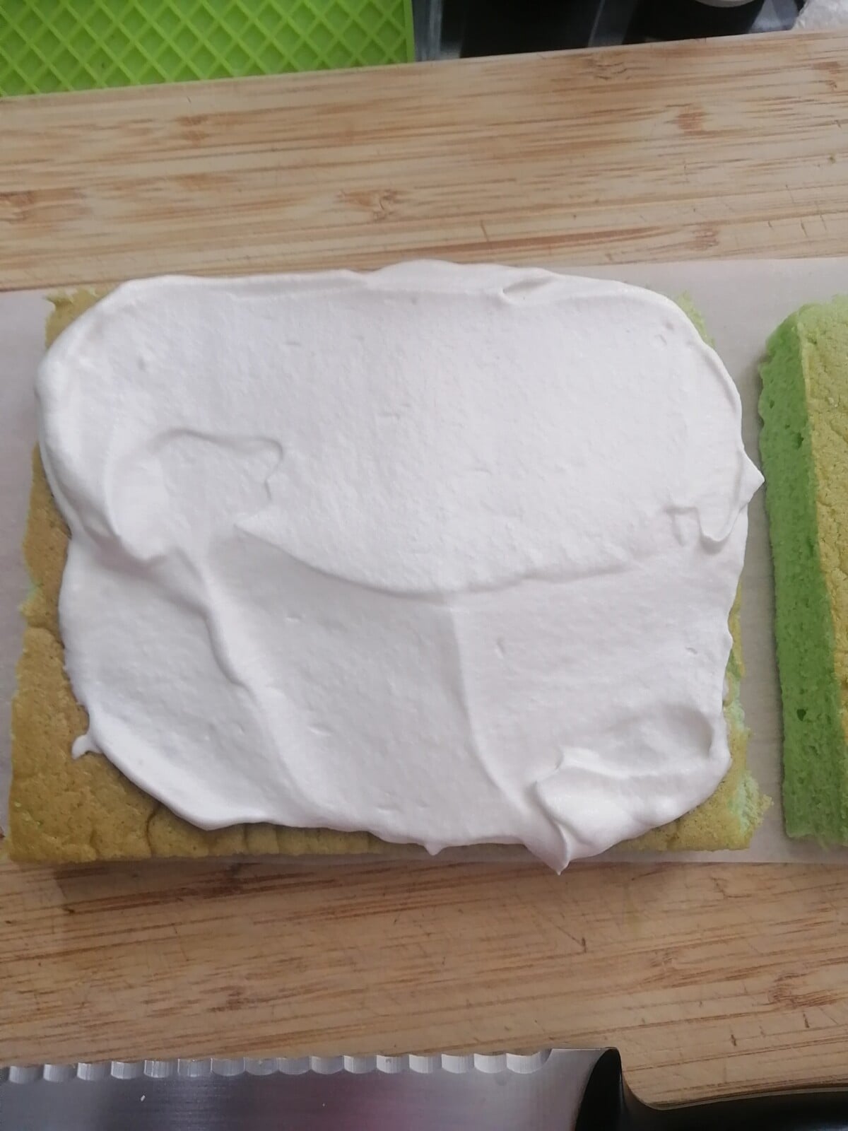 Coconut cream on one layer of cake.