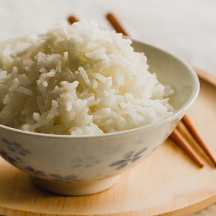 R Room Rice How to Cook Steamed Rice (Using Rice Cooker) | Sift & Simmer