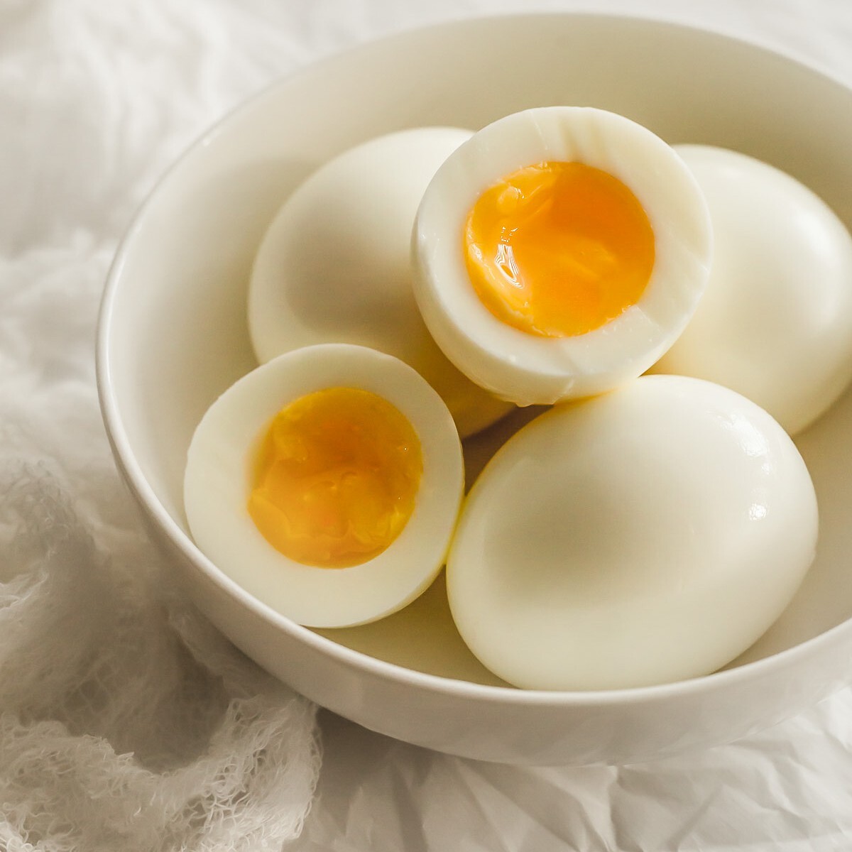 How To Boil Peel Eggs Perfectly Every Time Sift Simmer How To Boil Peel Eggs Perfectly Every Time Sift Simmer
