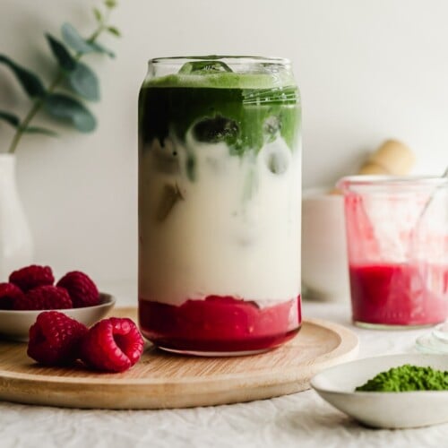 Mac Tea Rasberry Raspberry Matcha Latte | Sift & Simmer